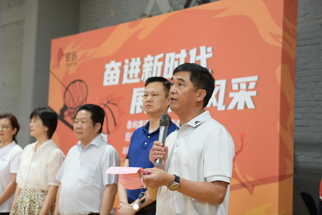 2 张董开幕致辞.JPG